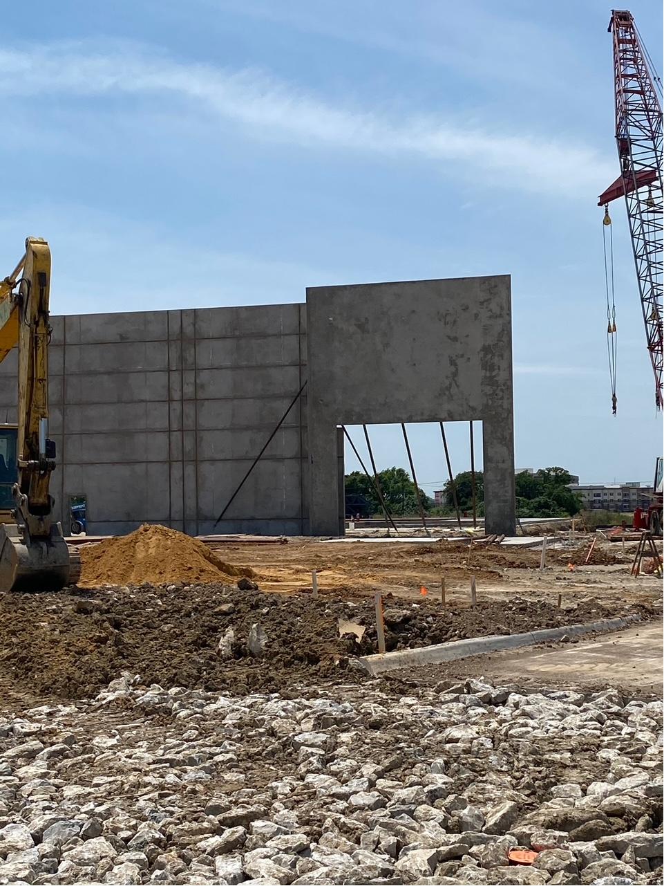 Gracebuilt commercial tilt-wall construction project in progress